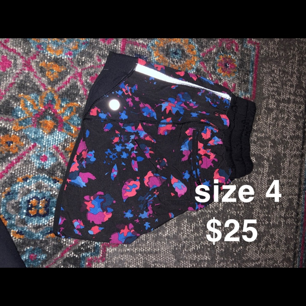 Lululemon Hotty Hot Shorts